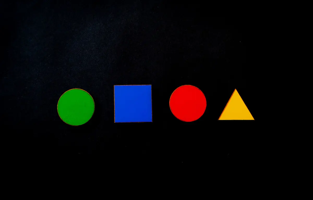Illustration de l'article Rising Up : Rouge, jaune, bleu, vert