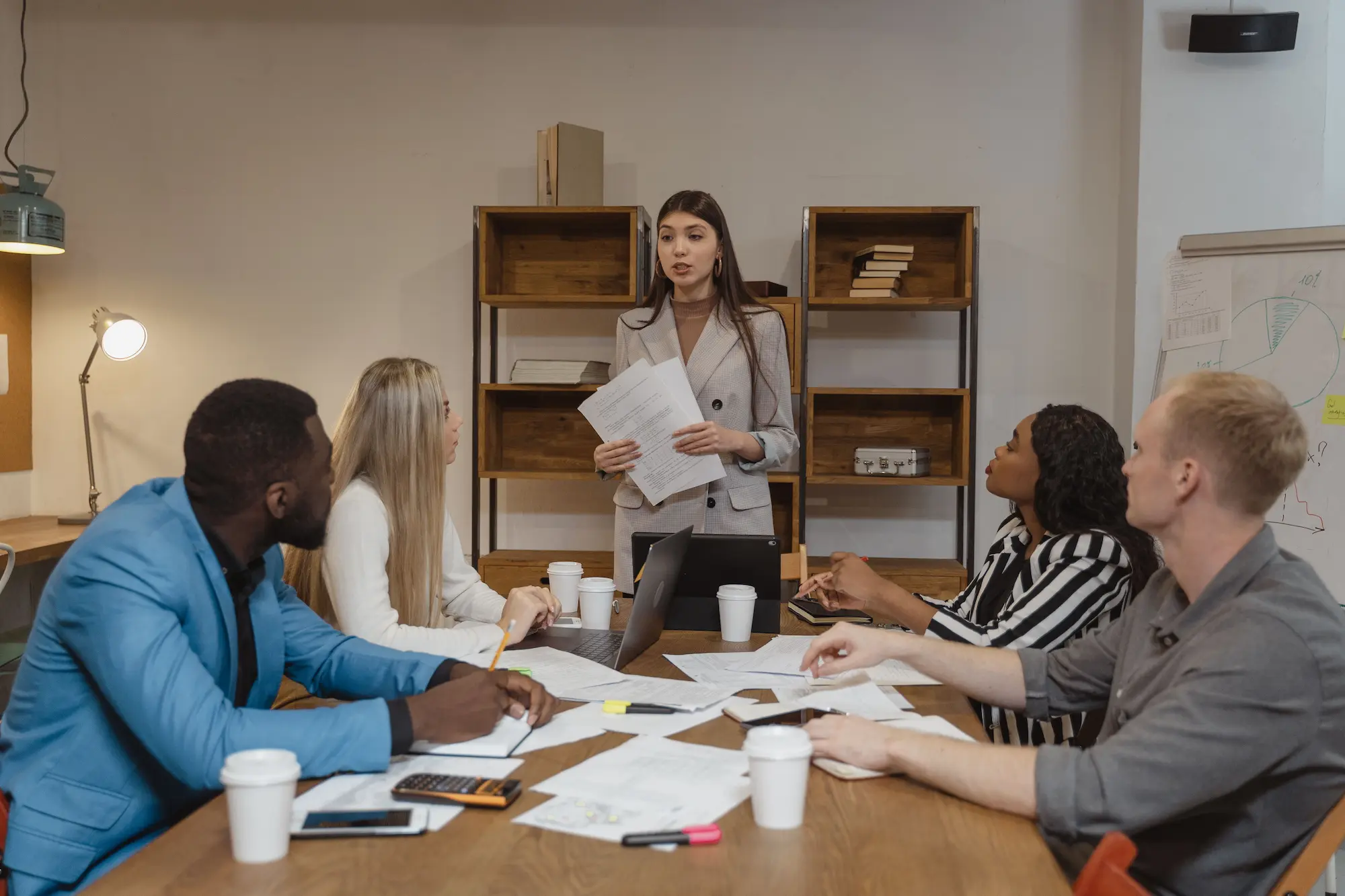 Illustration de l'article Rising Up : Assertif, signification, définition et 7 exemples de communication assertive au travail