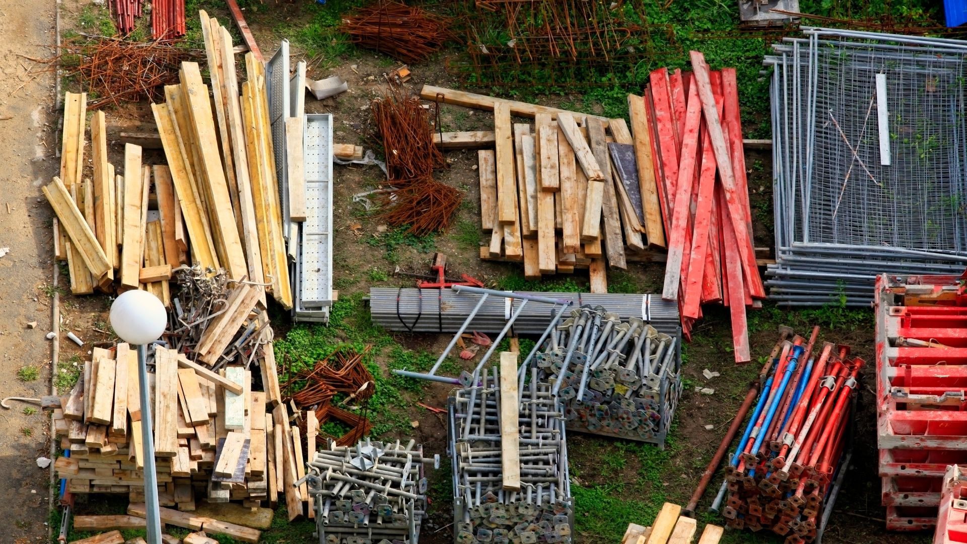 Comment utiliser les plateformes d’achats inversés pour optimiser vos achats industriels ?