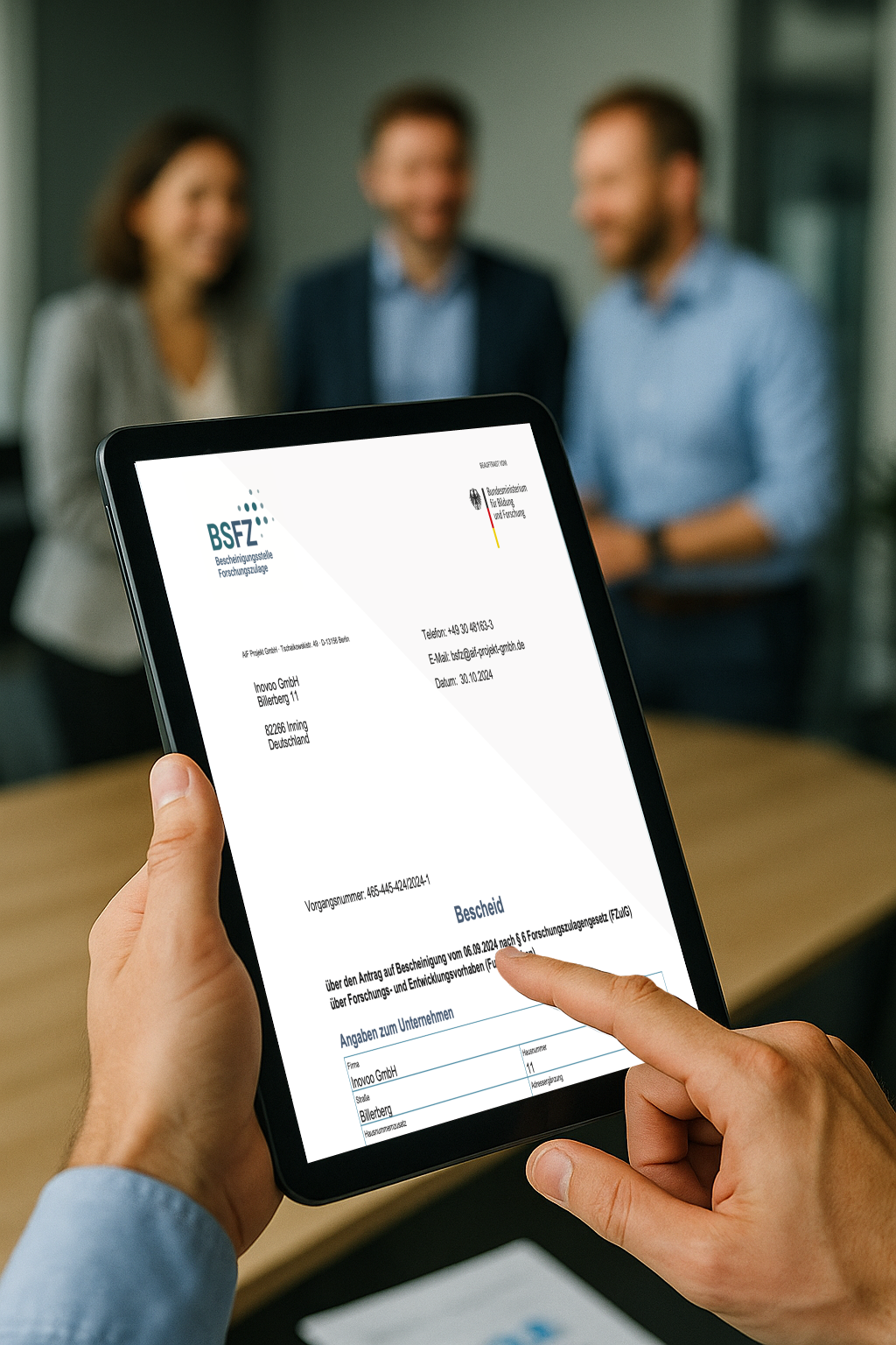 Förderbescheid schwarz auf weiß: Mit Banhoek wird aus Antrag Wirklichkeit – professionell, förderfähig, erfolgreich.