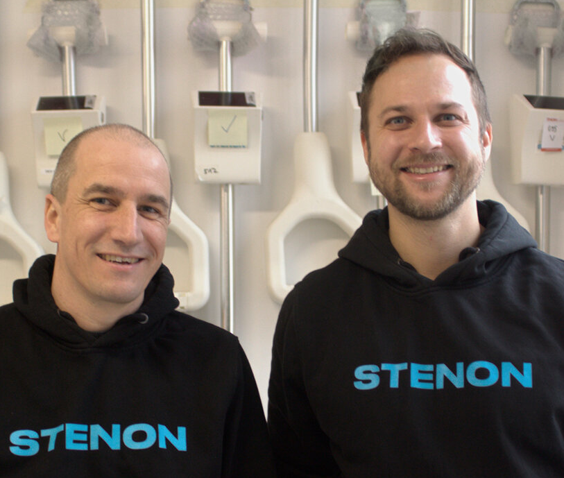 Jens Meichsner und Nils Grabbert, Geschäftsführer der stenon GmbH