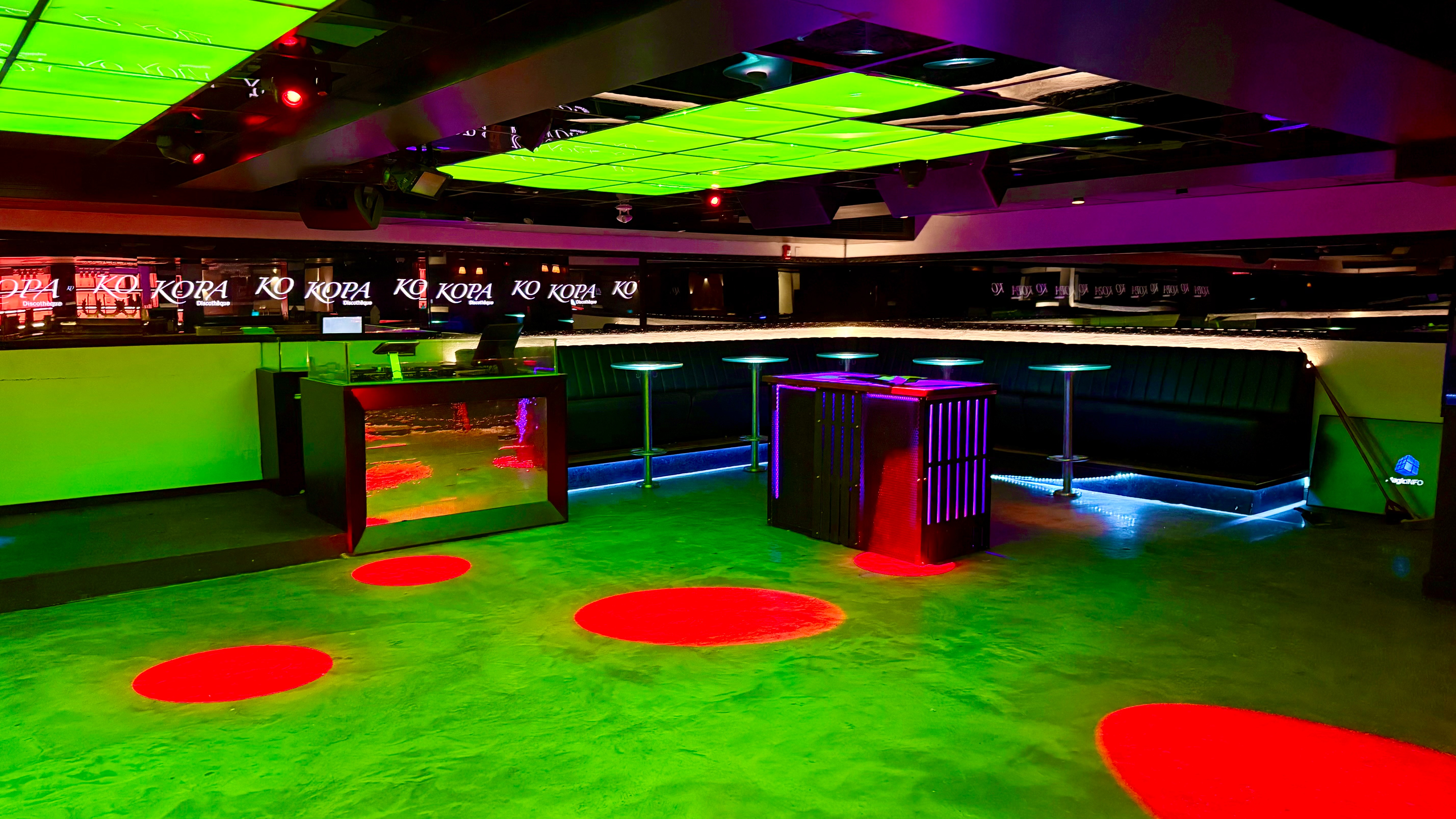 Kopa Night-Club — bar et club sur la rue Crescent, Montréal