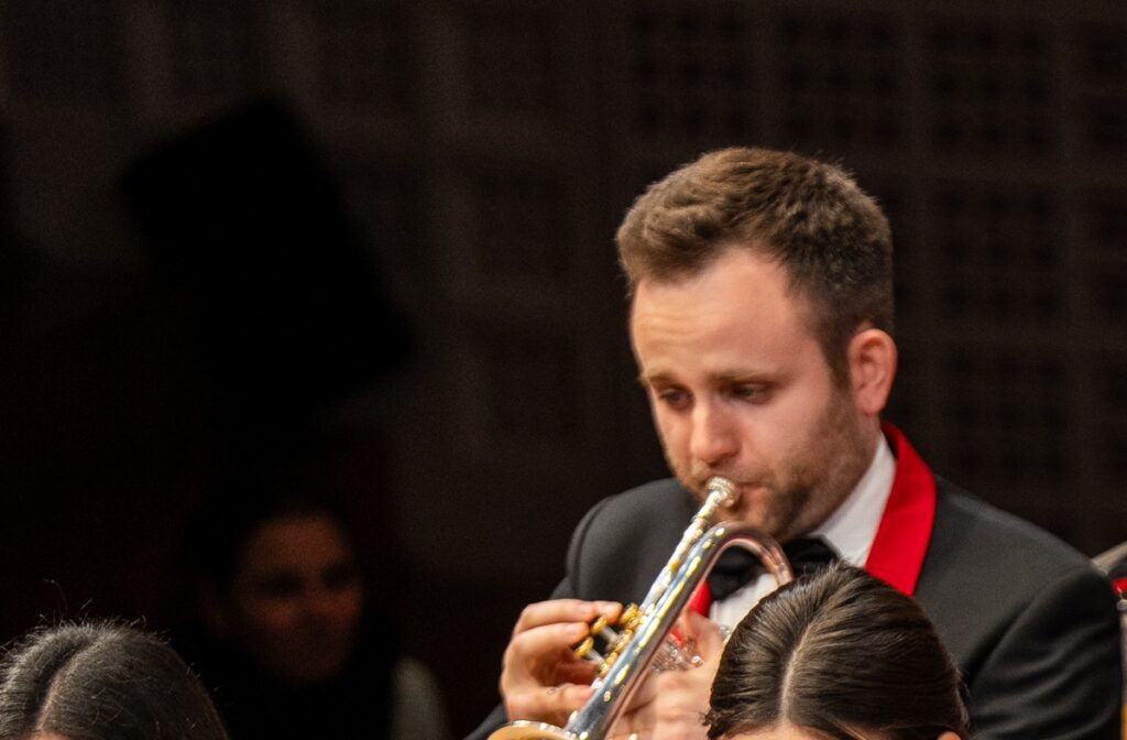 Musiker spielt Cornet