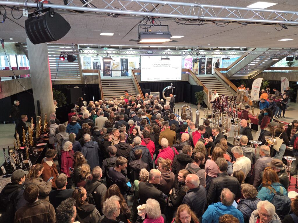 File d'attente dans une salle de concert