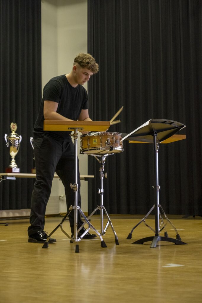 Mauro Wigger am Snare
