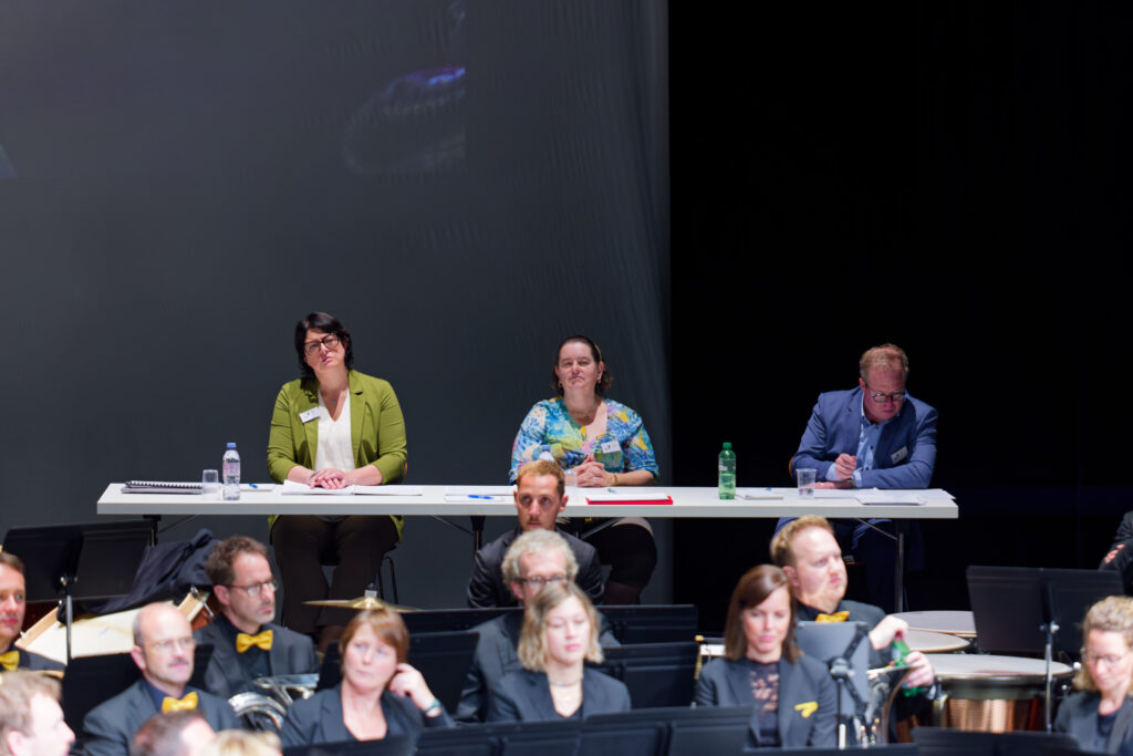Jury CC 26 (de g. à d.) : Chiara Vidoni, Annick Villanueva et Stefan Roth