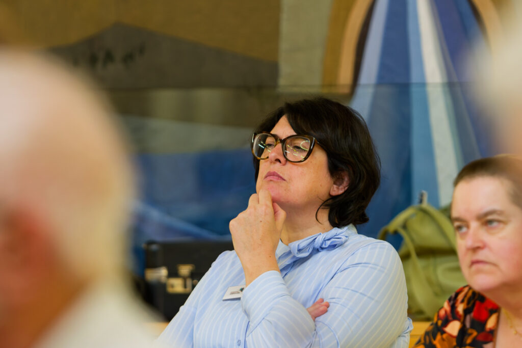 Chiara Vidoni au travail comme experte