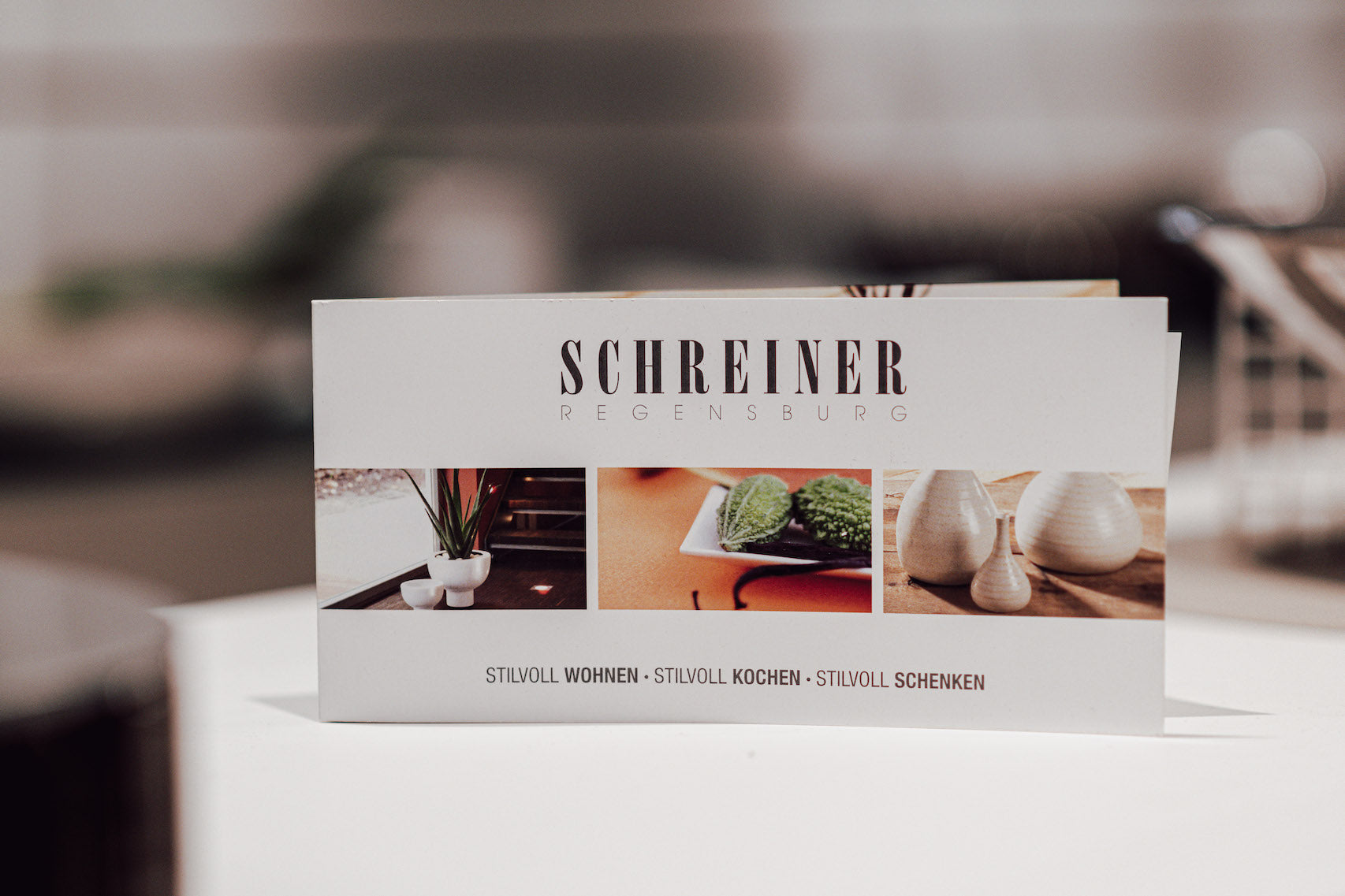 Der schöne Schreiner Geschenkgutschein ist jetzt auch Online verfügbar. Ob Spontan zum selbst ausdrucken oder per Versand in gewohnter Schreiner Exklusivität.