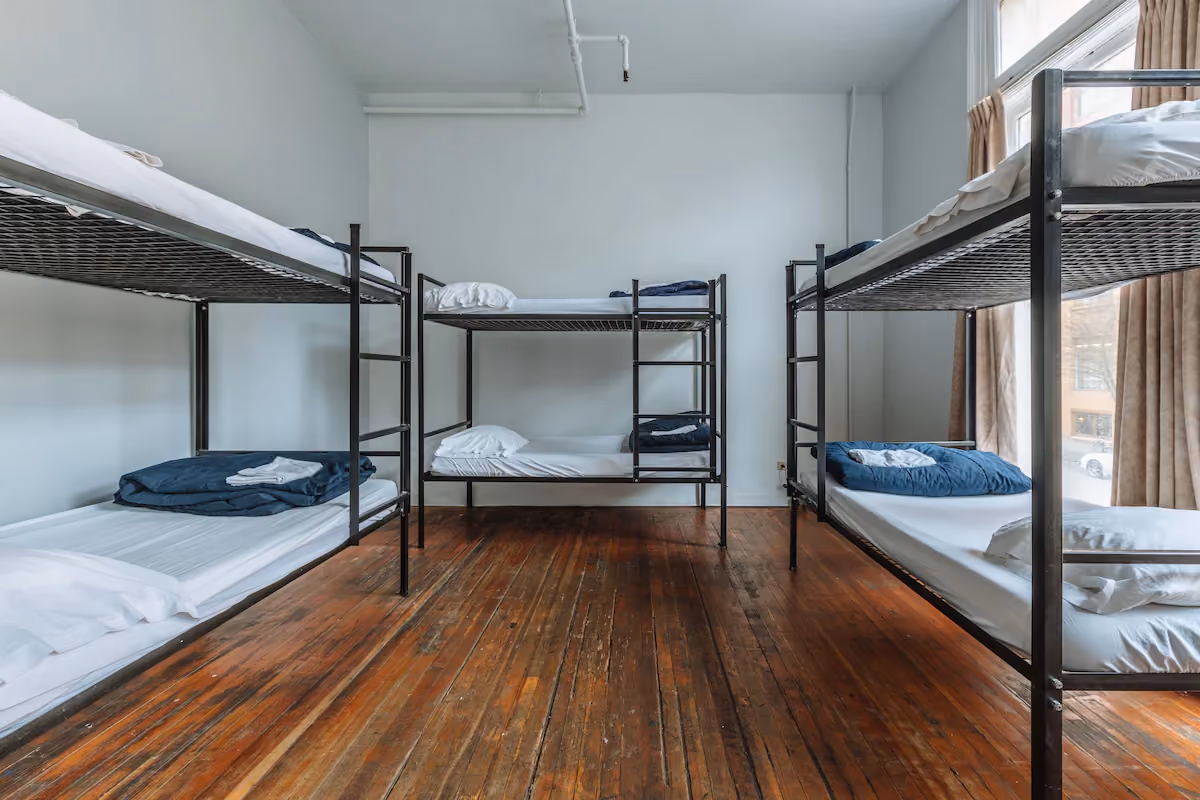 Cambie Gastown Hostel Room
