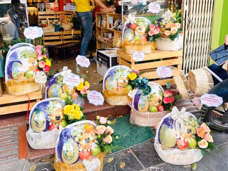 Giỏ hoa quả Chợ Đồn