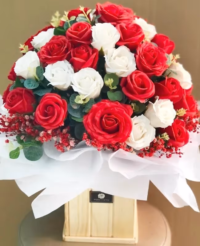 Cửa Hàng Hoa Sáp Mỏ Cày Nam, Bến Tre