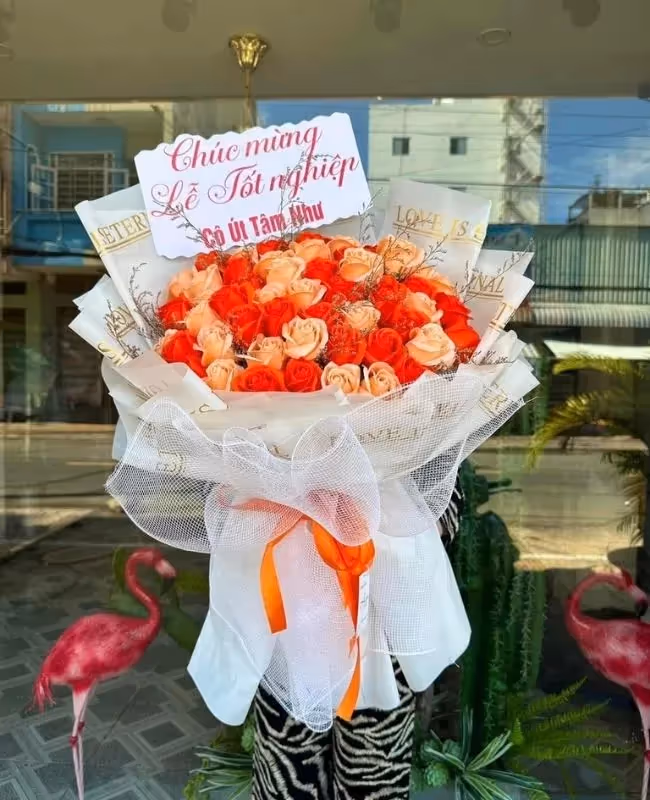 Cửa Hàng Hoa Sáp Đông Hải, Bạc Liêu 