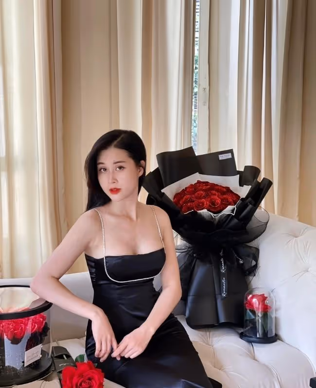Cửa Hàng Hoa Sáp Nghĩa Hành, Quảng Ngãi