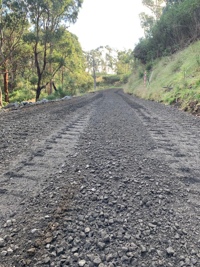 Gravel road recently maintained by Linct Group