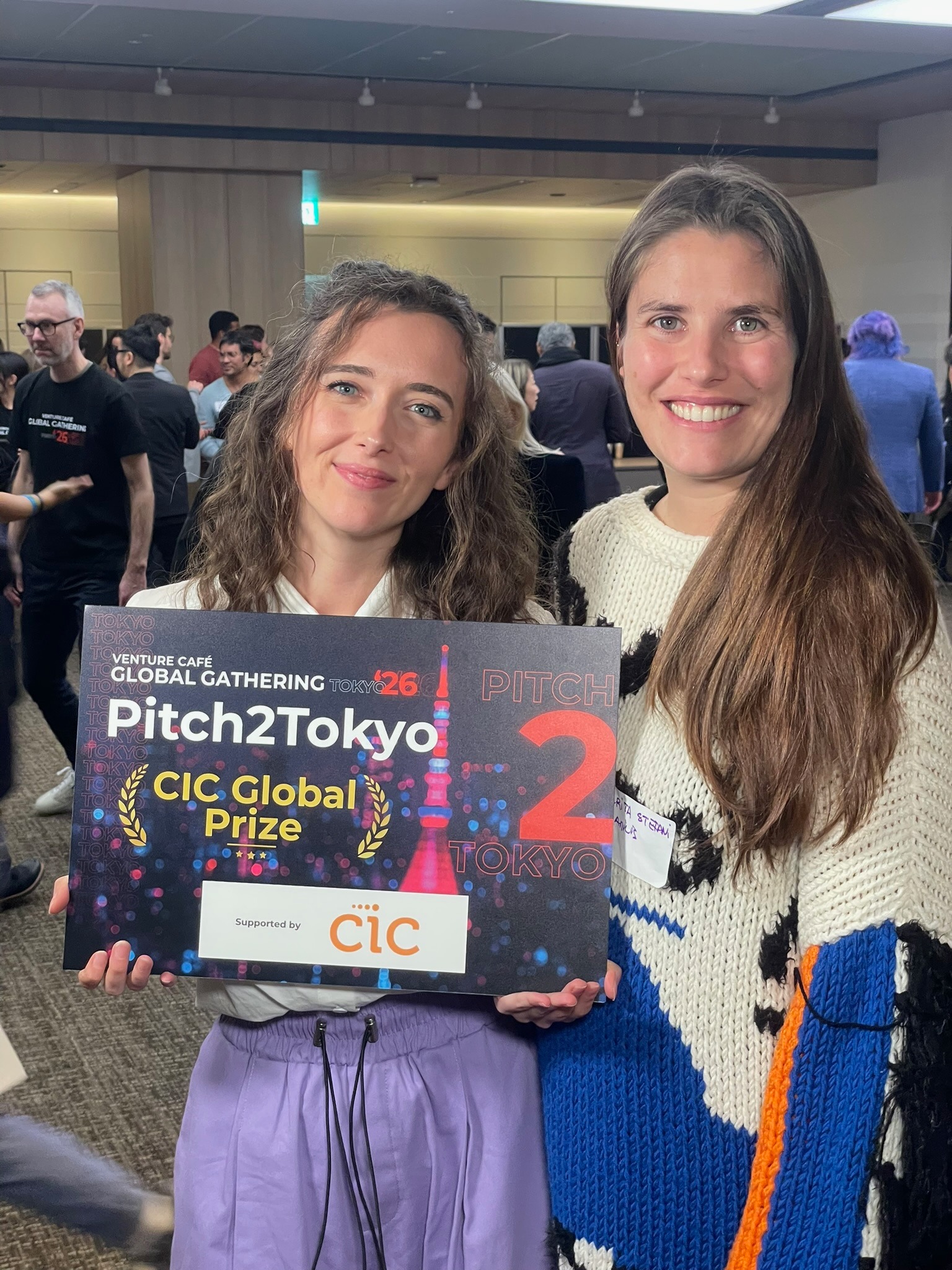 Sarita and Yasmin at Pitch2Tokyo