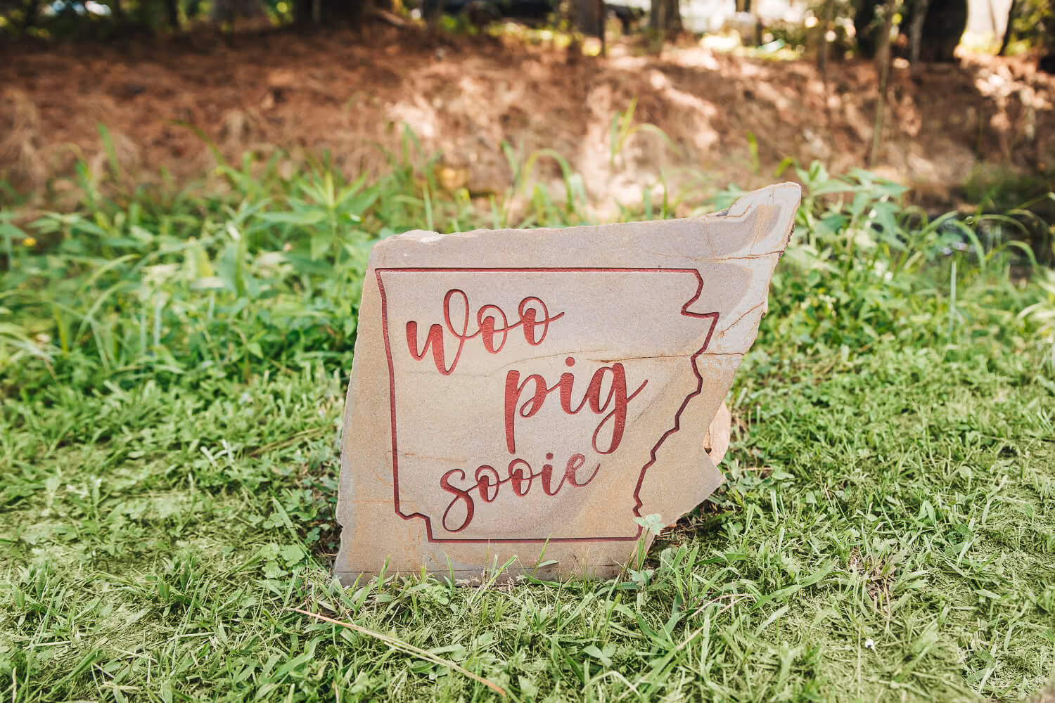 Home Decor Stone with woo pig sooie sign