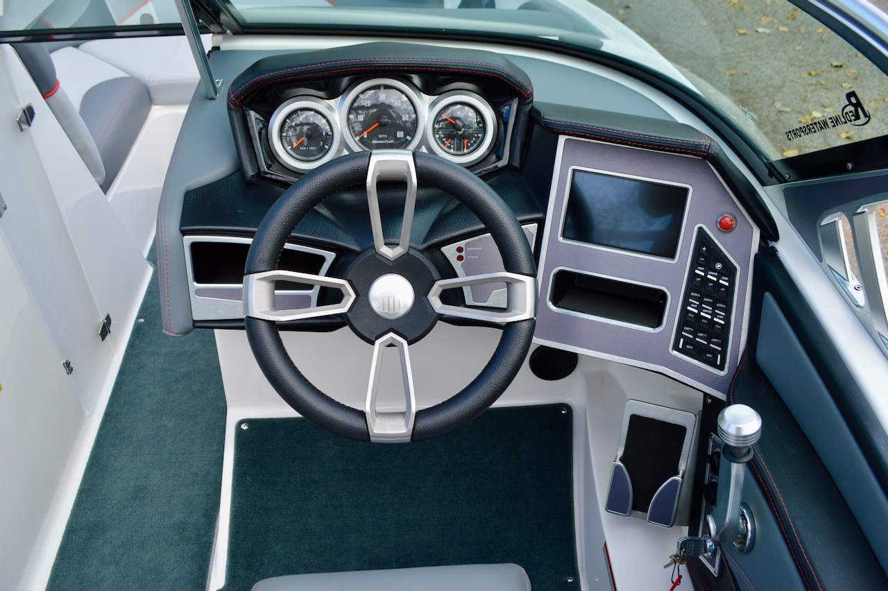 2021 Mastercraft XT20|Redline Watersports| Command Center with activity screen