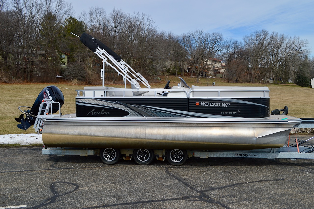 2022 Avalon GS Cruise 2185 | Redline Watersports | Side View Starboard