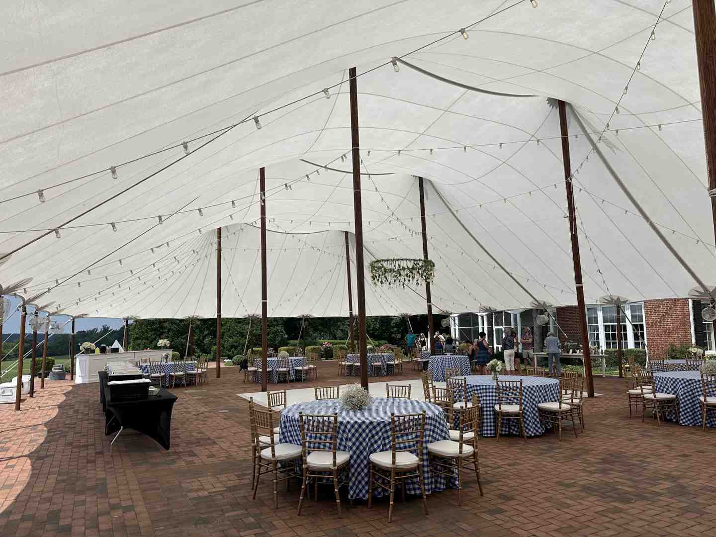 a beautifully styled outdoor catering venue in Maryland with elegant tables a beautifully styled outdoor catering venue in Maryland with elegant tables