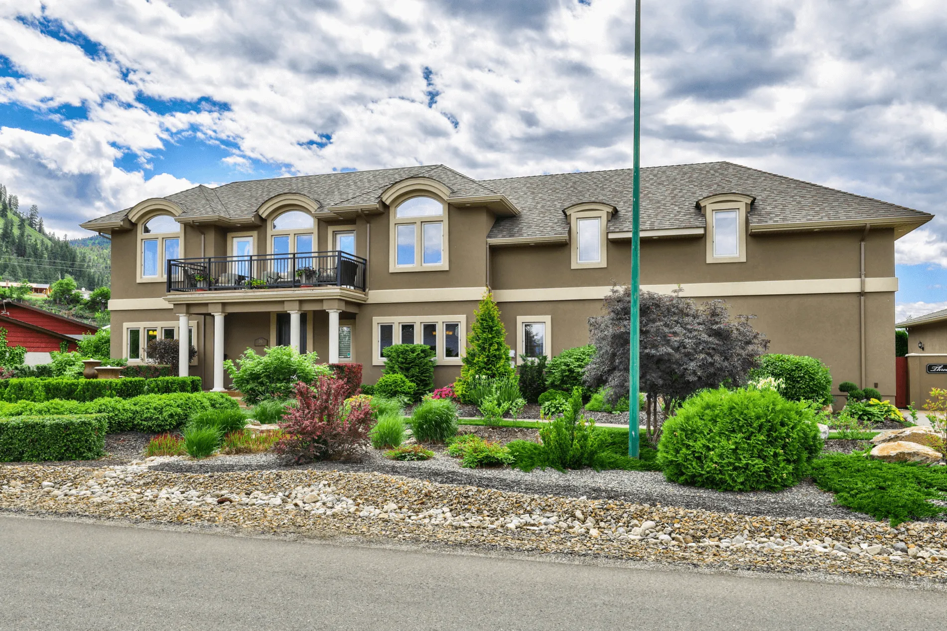 29B08 - Nagy Residence  - Chase Estate Home 