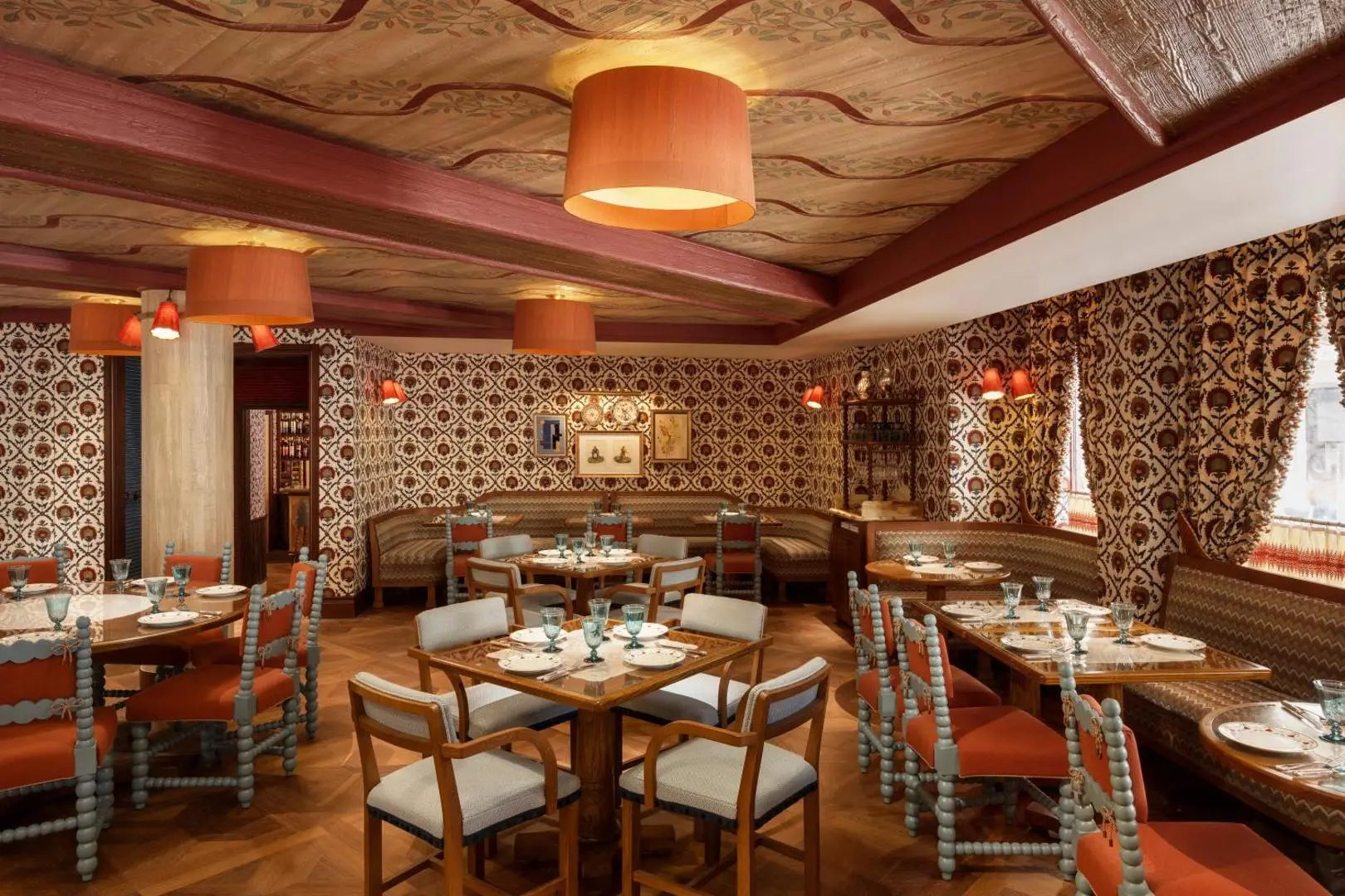Le Grand Mazarin, a boutique hotel in Paris