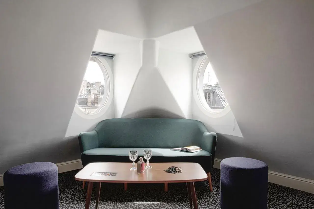 Grand Pigalle Hotel