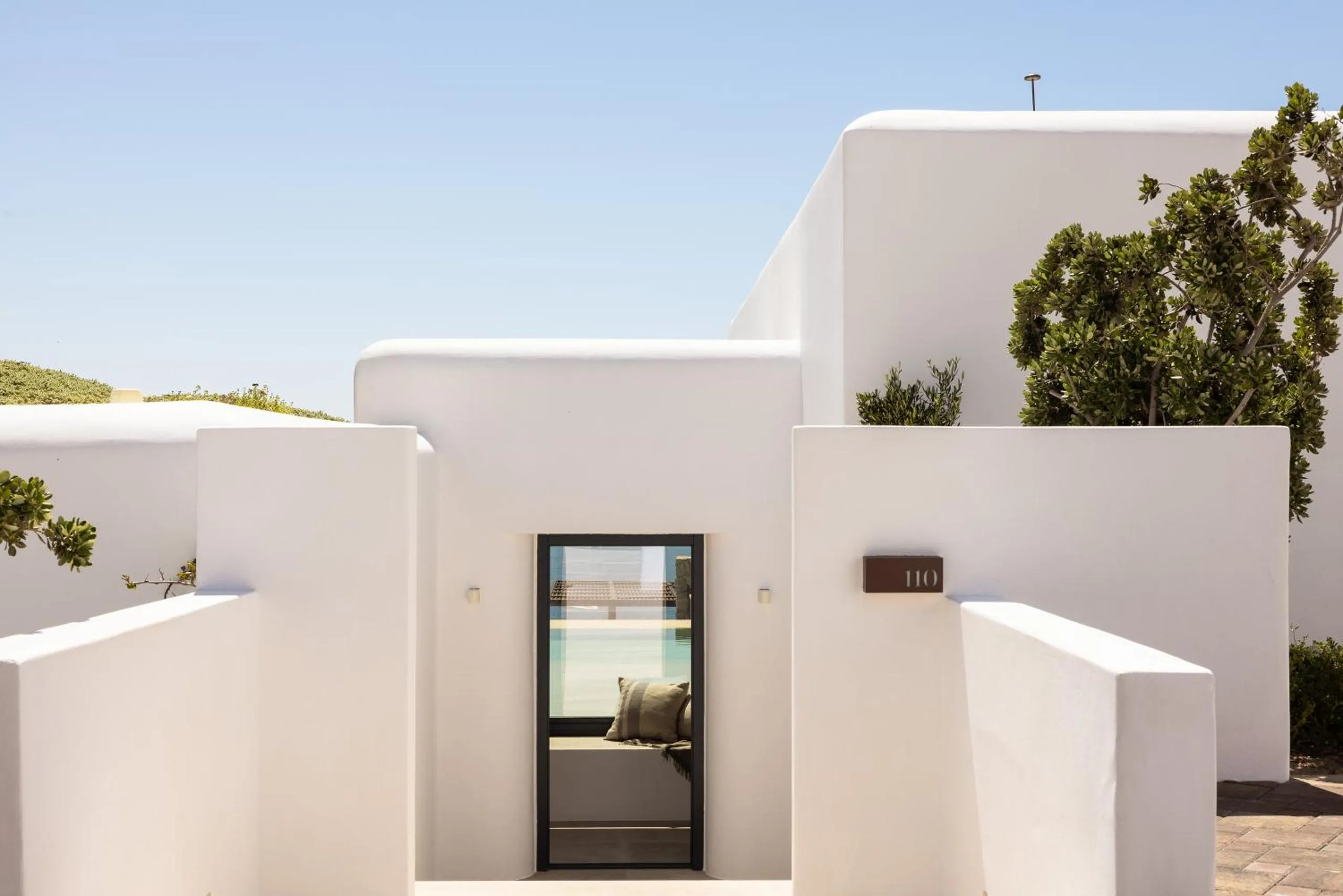 Cali Mykonos Mykonos Greece | Boutique Hotel - Image 4 of 16