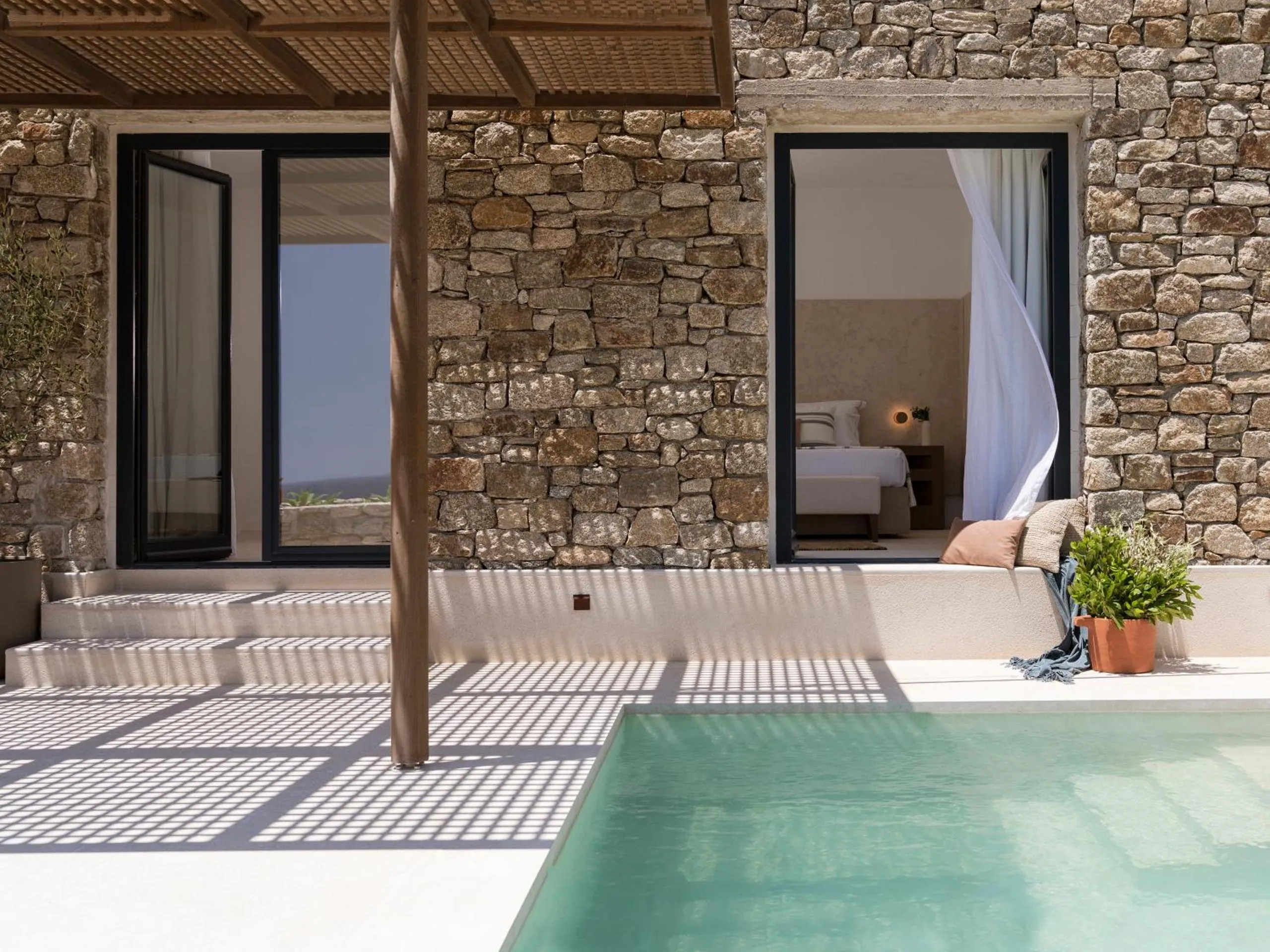 Cali Mykonos Mykonos Greece | Boutique Hotel - Image 2 of 16