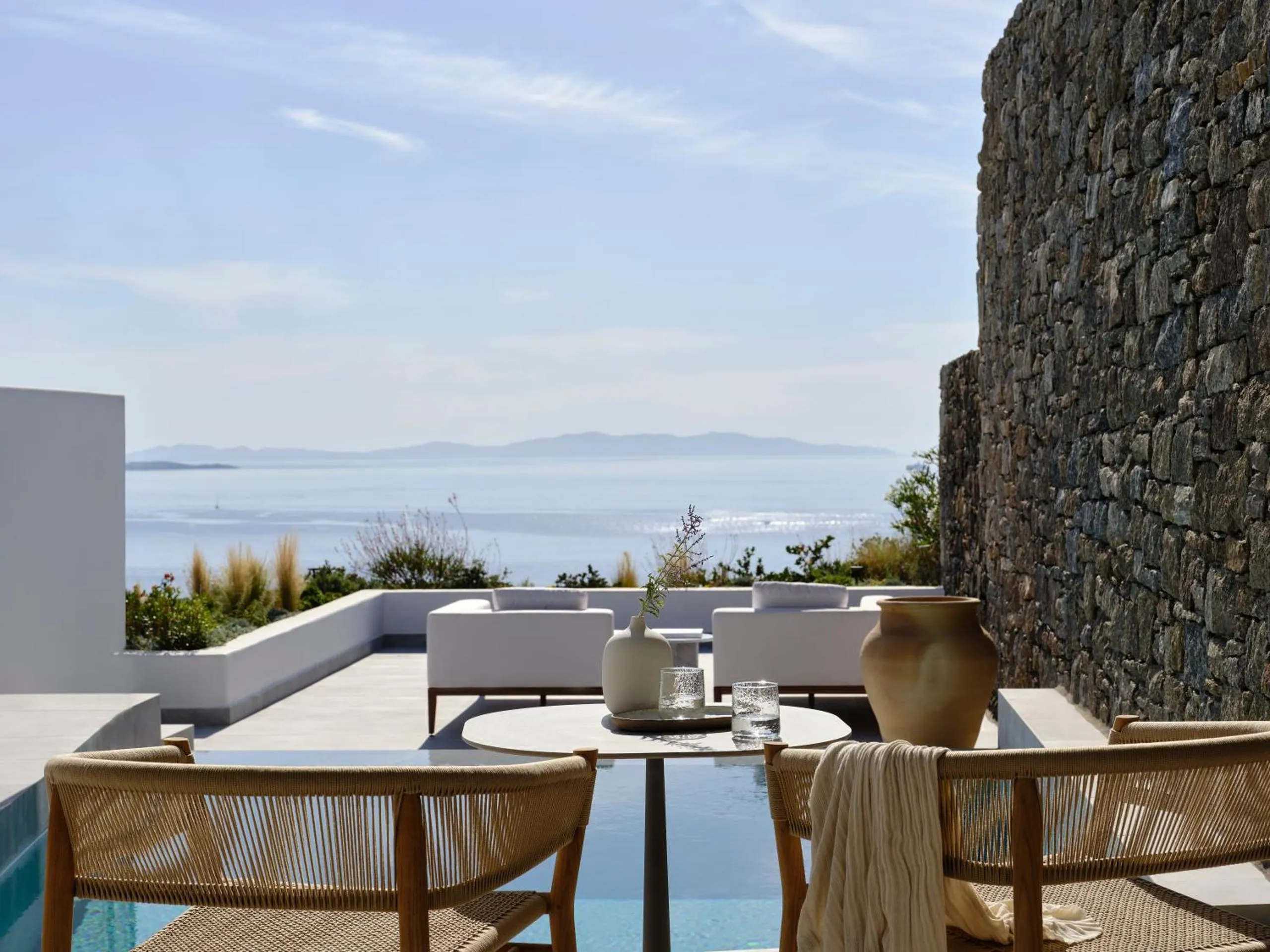 Deos Mykonos | Boutique Hotel in Mykonos, Greece