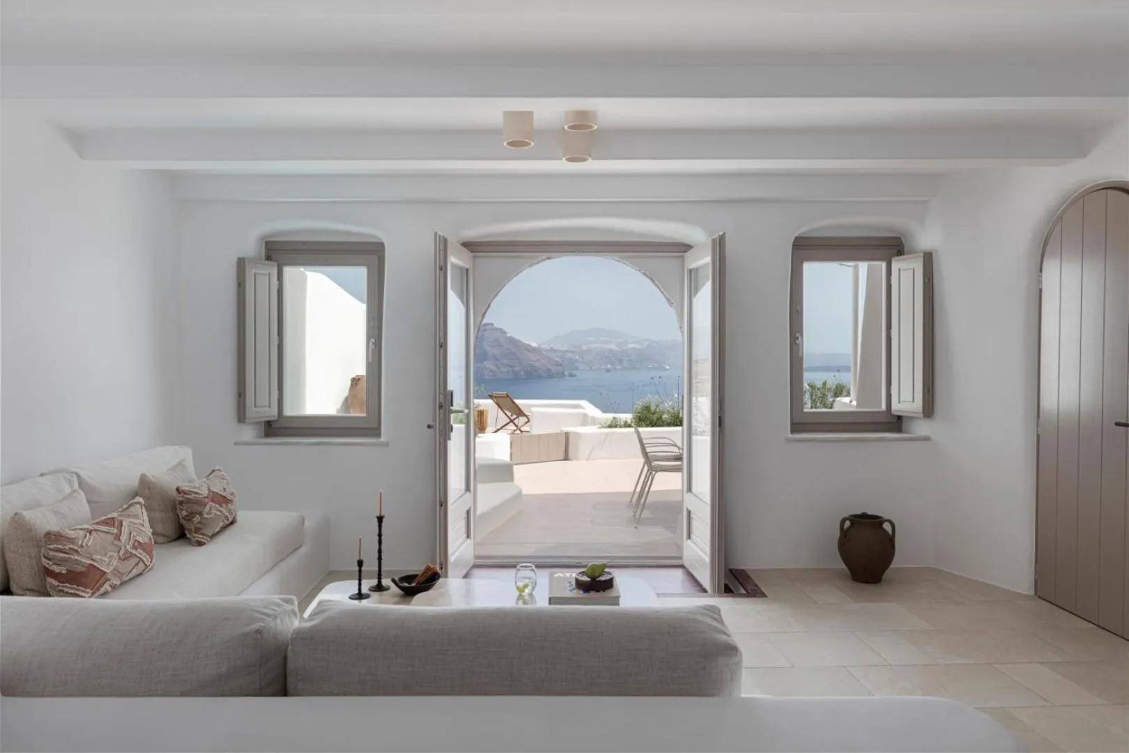 Canaves Ena Santorini Greece | Boutique Hotel - Image 2 of 16
