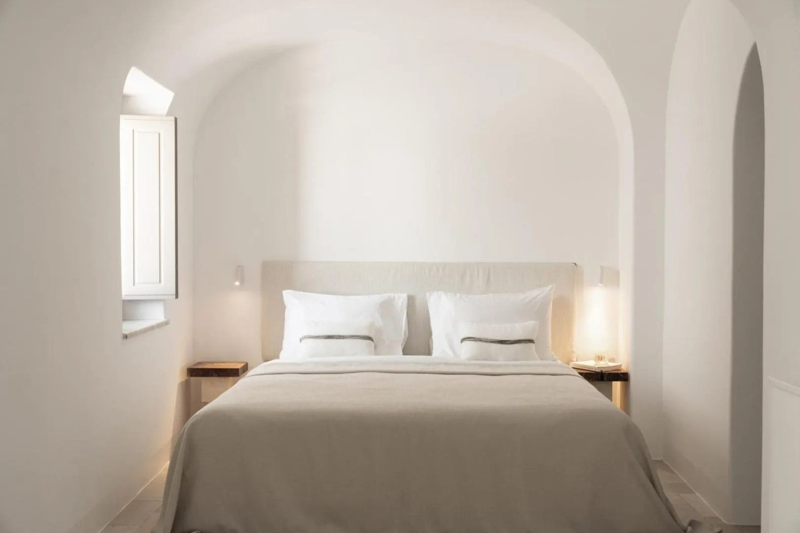 Canaves Ena Santorini Greece | Boutique Hotel - Image 5 of 16