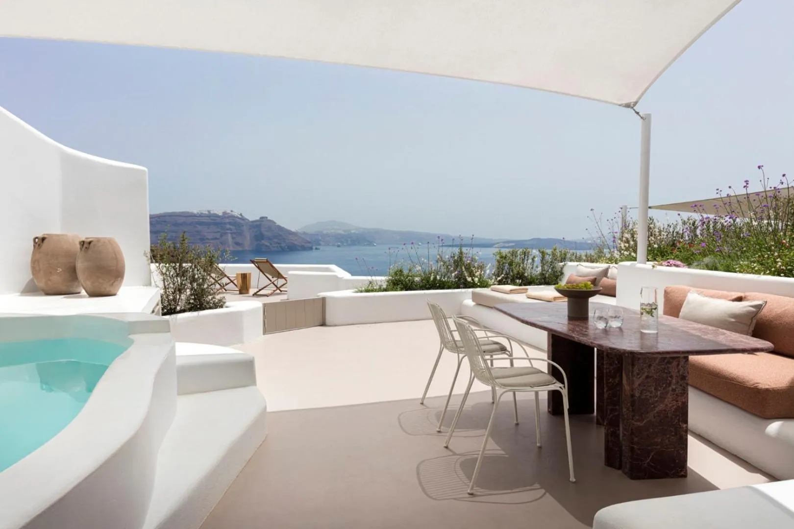 Canaves Ena | Boutique Hotel in Santorini, Greece