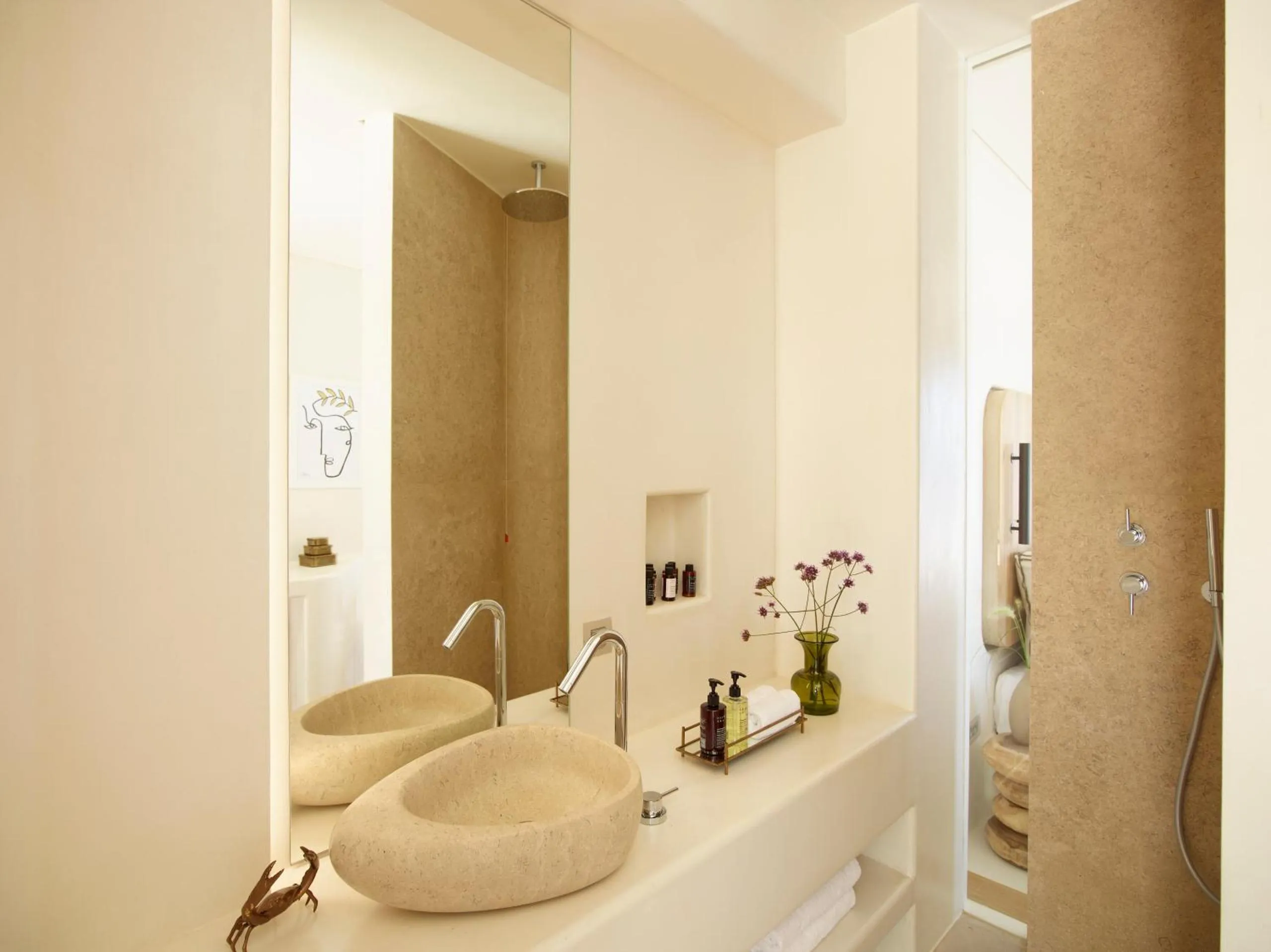 White Pebble Suites Milos Greece | Boutique Hotel