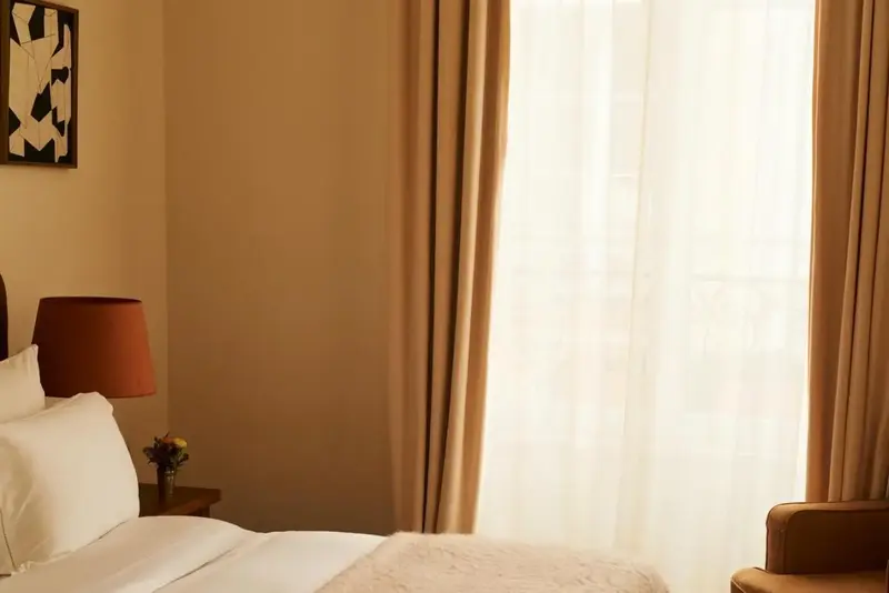 Château Voltaire, Paris