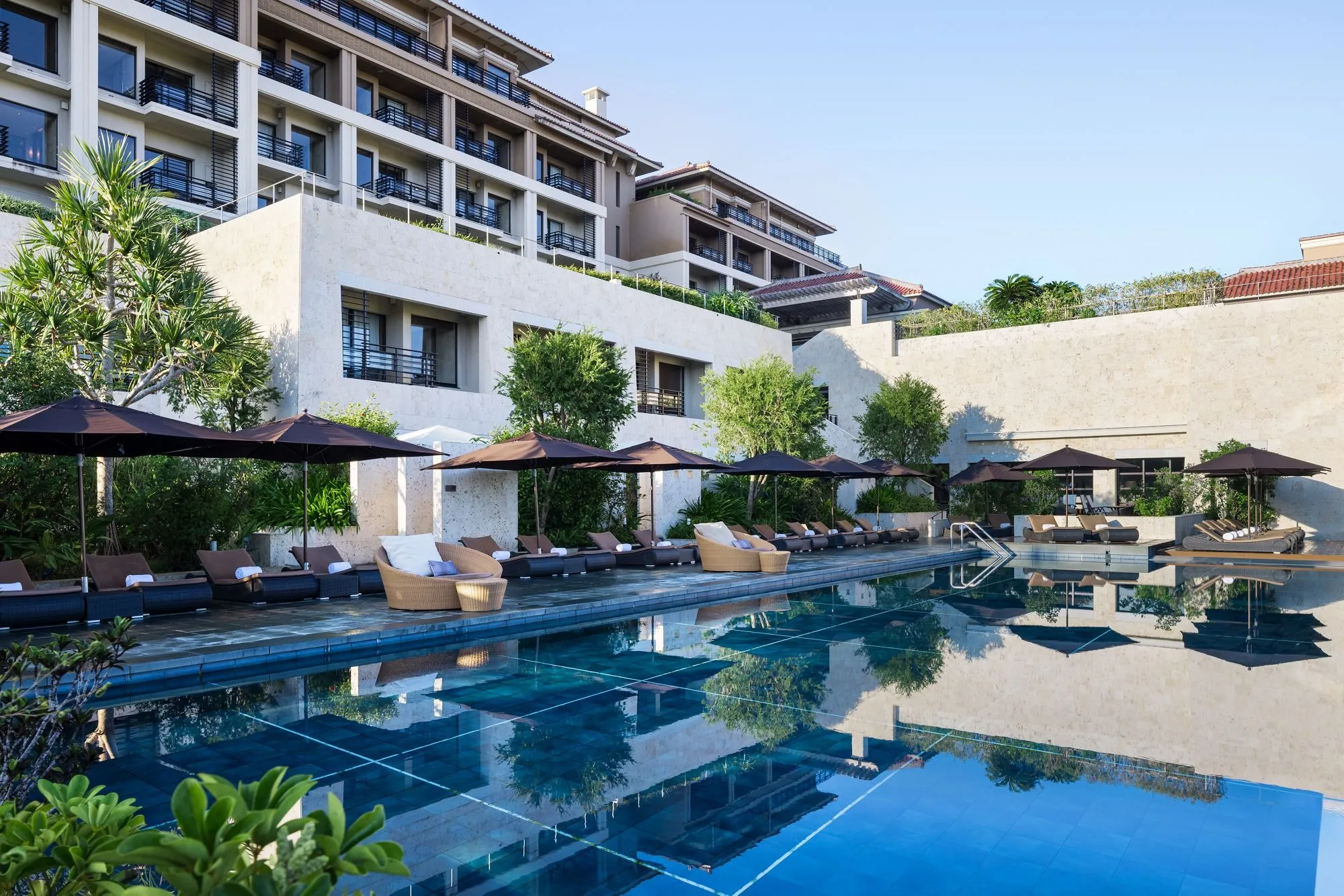 The Ritz-Carlton Okinawa | Five-star Luxury Hotel