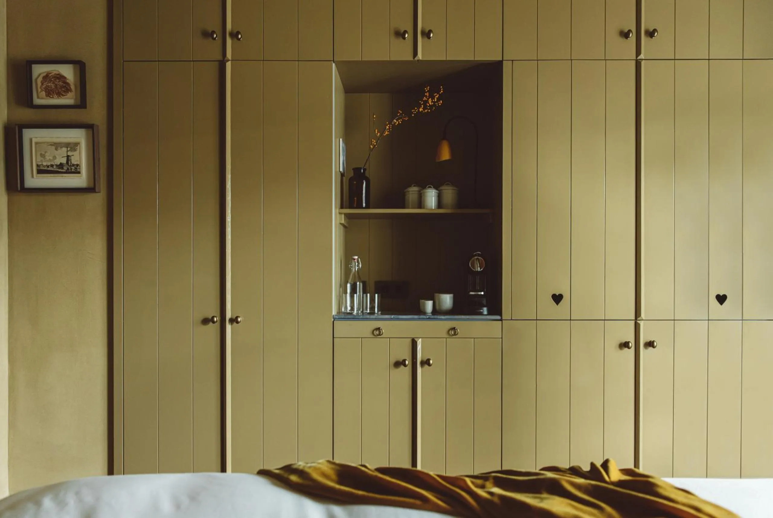 De Durgerdam, a boutique hotel on the shores of Lake IJmeer near Amsterdam