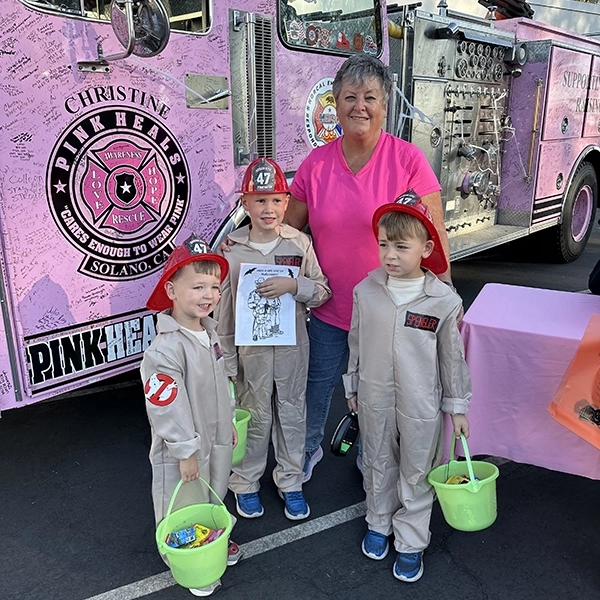 A shirt design that states, "The love in the air is thicker than the smoke."