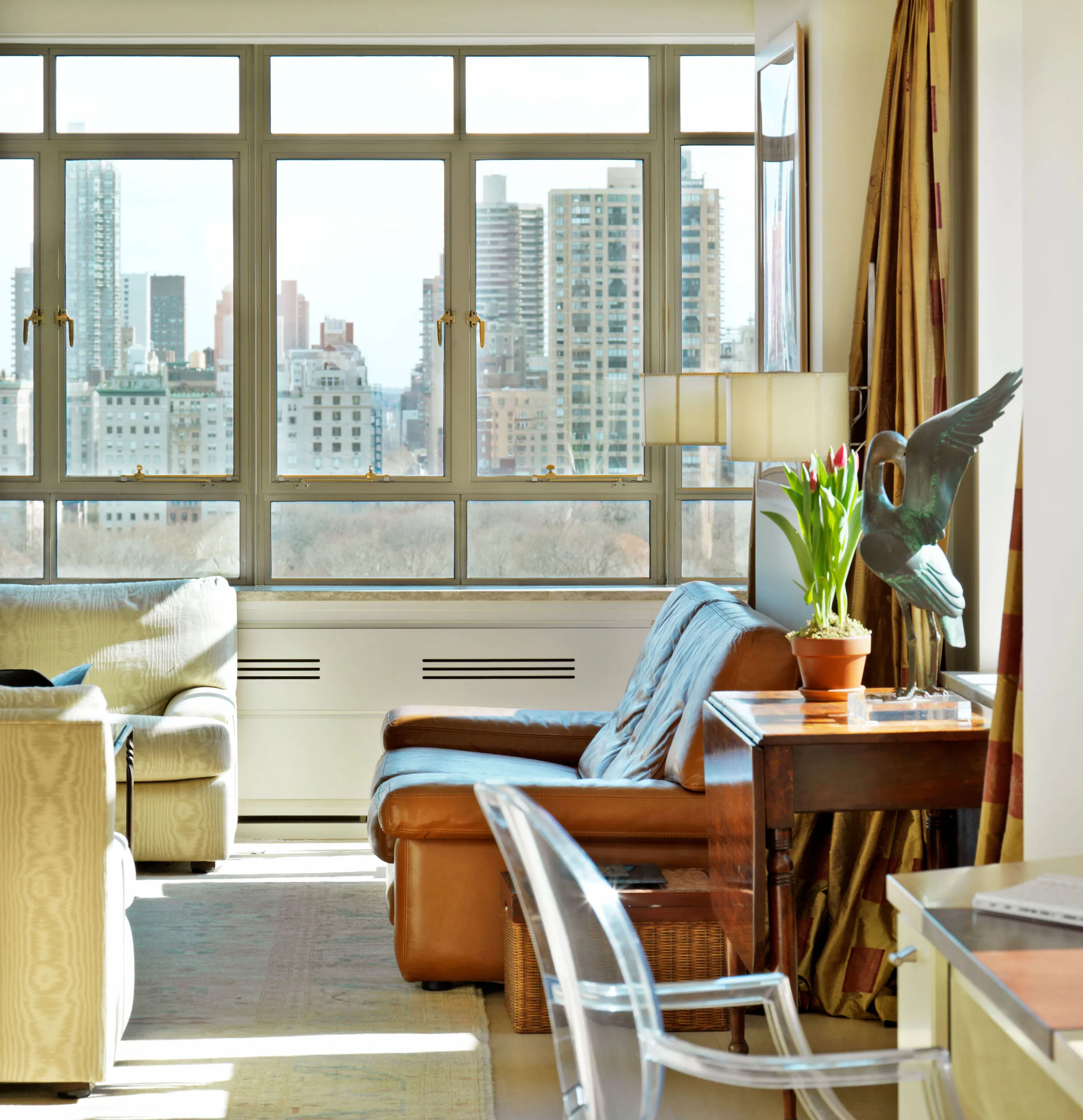 Landmark AerieArt Deco Landmark Building: Apartment at 25 Central Park West