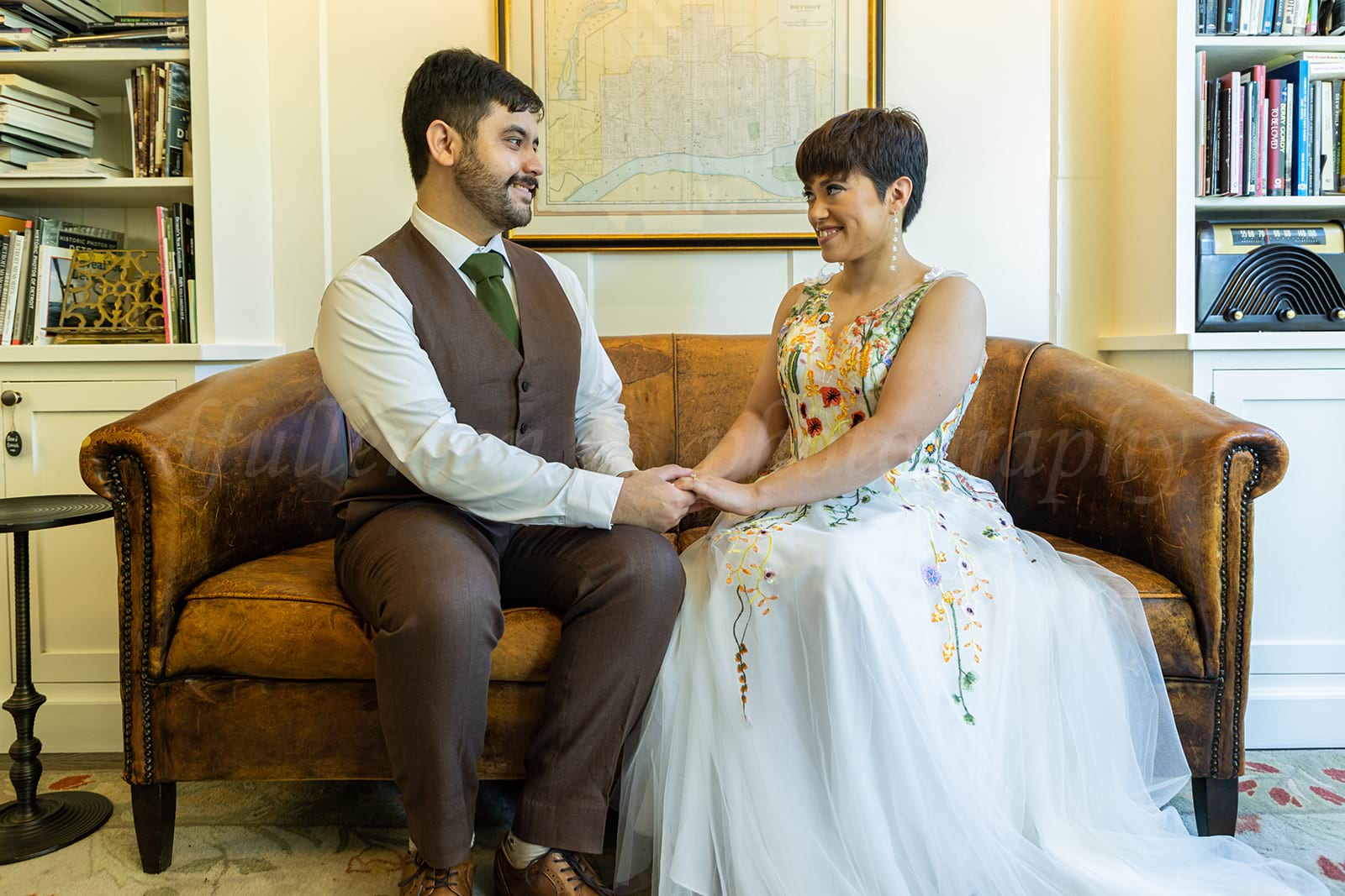 Wedding Photo in Detroit at El Moore Hotel by Fullerton Photography.