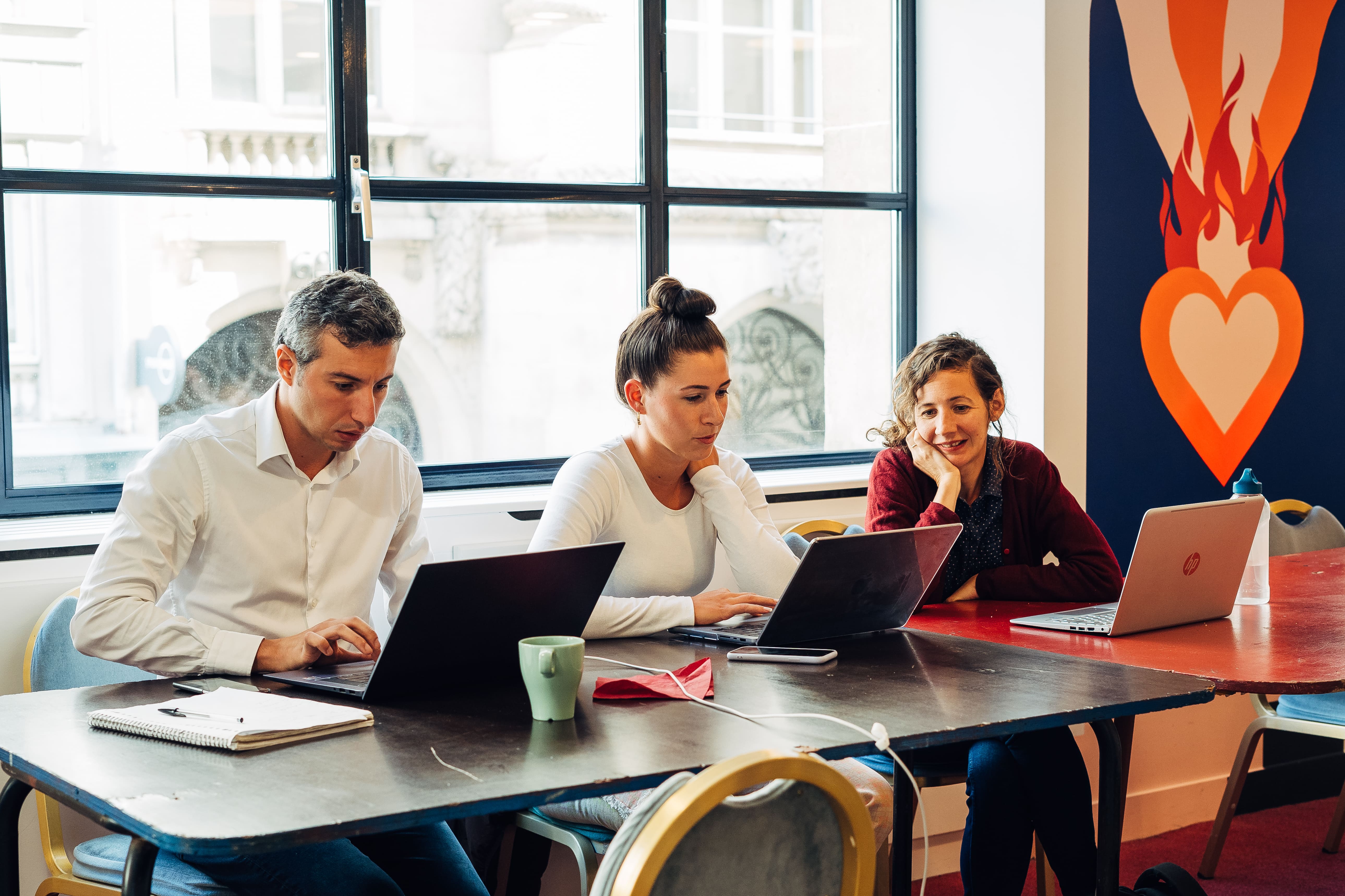 Des apprenants créant leur application web grâce au Vibe coding 