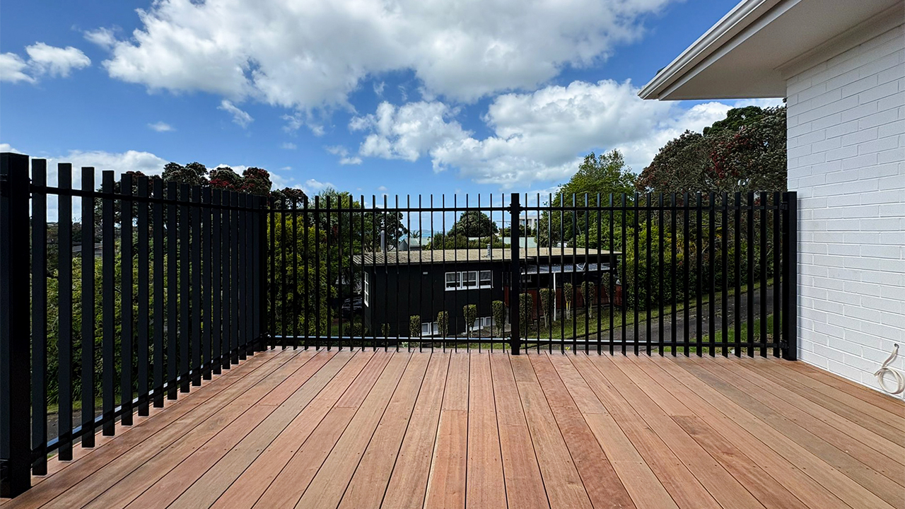 Inline Series Fencing