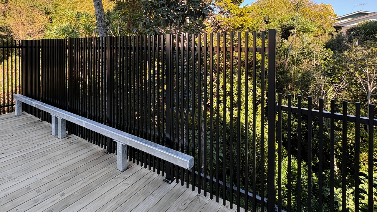 Aluminium Batten Fencing 1800