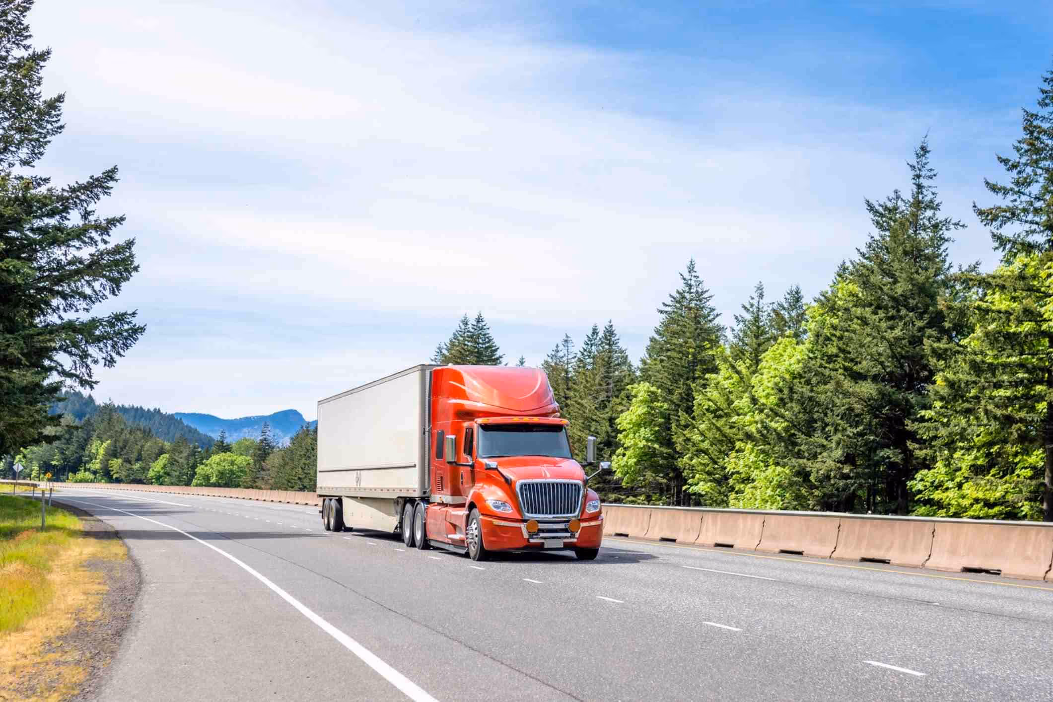 Big rig on the road in East Texas, illustrating the work of a Conroe truck accident lawyer.
