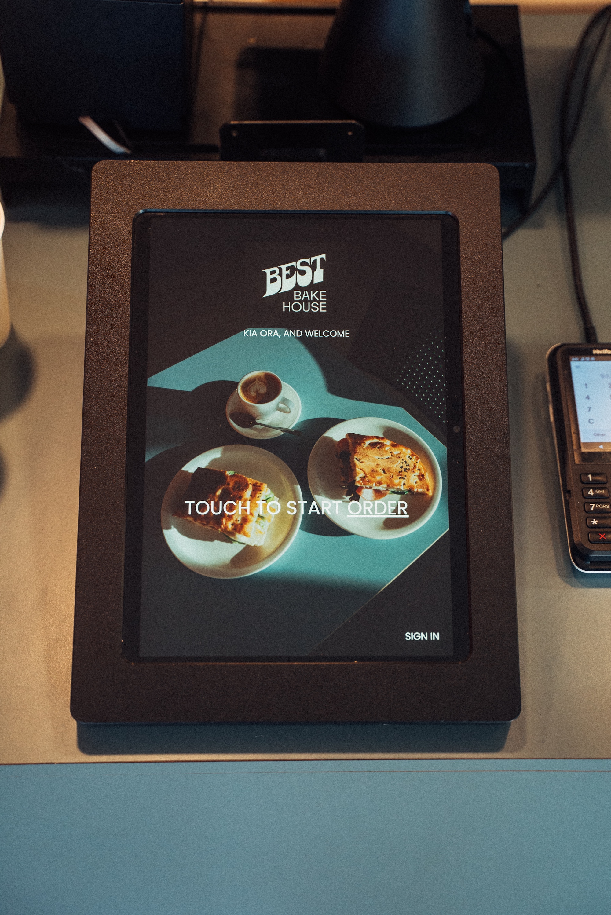 Tablet kiosk for cafe