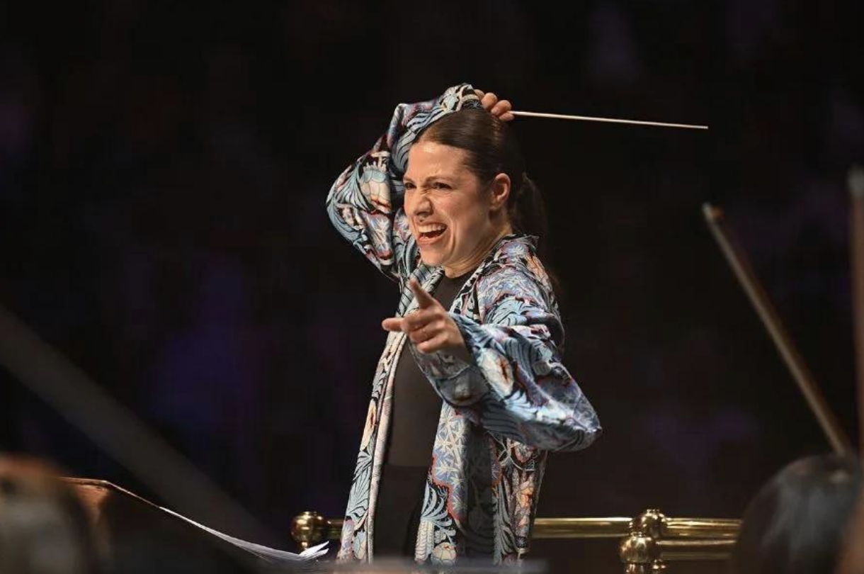 First Night of the Proms, Lim, BBCSO, Stasevska, Royal Albert Hall review - lifting the spirits with trans-Atlantic pizzazz