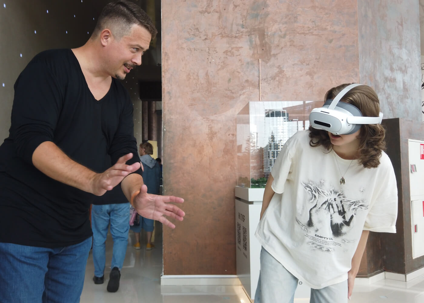 How VR/XR Changes Product Demonstrations at Trade Shows