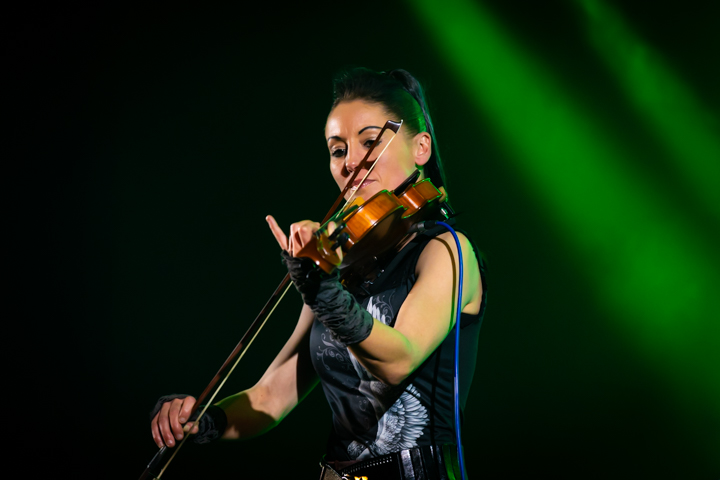 "Am Fenster" mit Carmen Busch in der Ohrenberghalle 2025