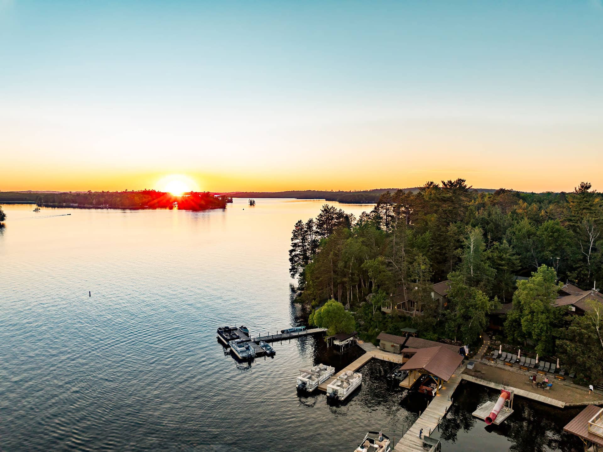 Sunet aerial of Ludlow's