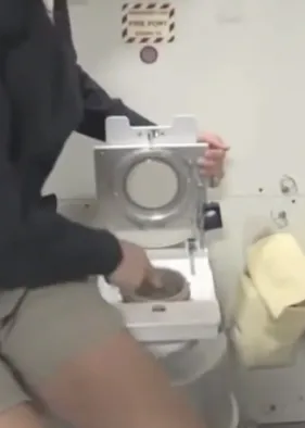 solving-the-lack-of-toilets-on-the-lunar-surface