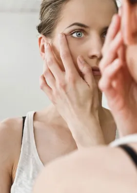 sometimes-my-eye-feels-like-its-twitching-morse-code-whats-it-trying-to-tell-me